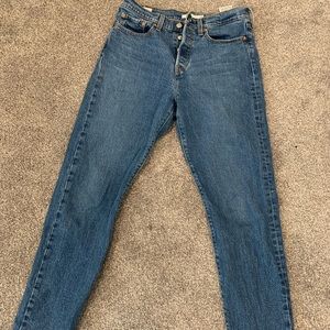 Levi’s wedgie jeans